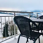 Lägenhet Na Vyhledech
